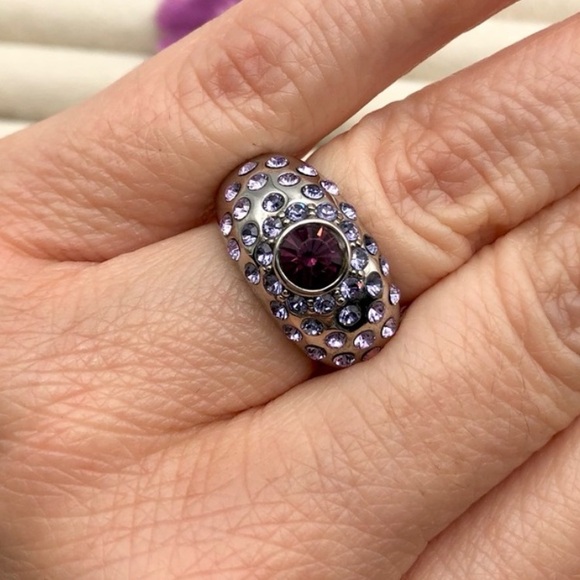 Chunky Dome Crystal Scatter Cocktail Ring - Picture 2 of 12